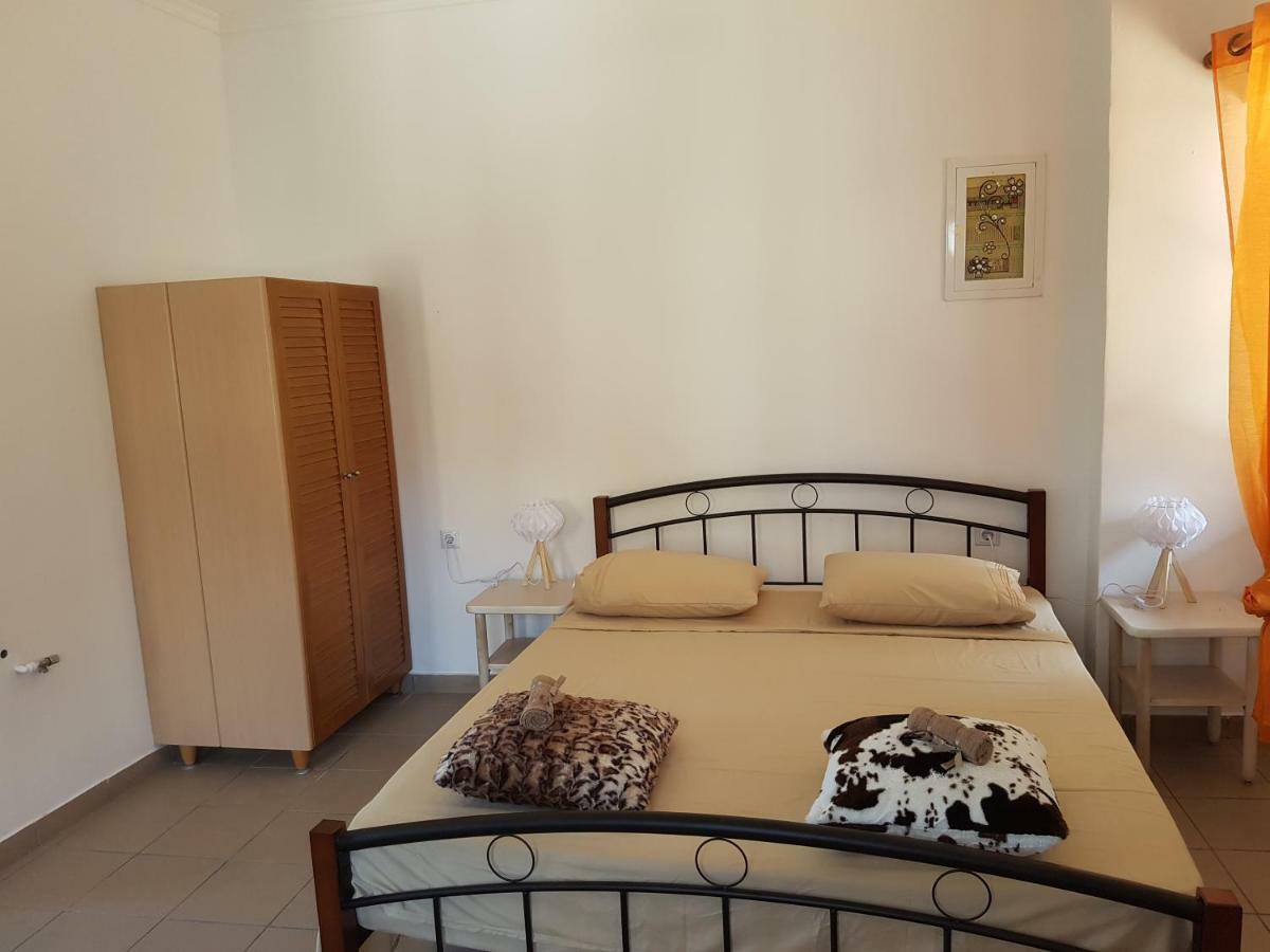 Apartament Alkinoos Ágios Matthaíos Zewnętrze zdjęcie